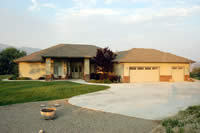 Custom-built home in Tehachapi